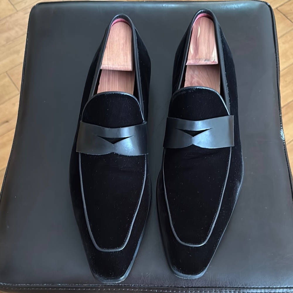 Sleek Black Slip-On Loafers for Effortless Style